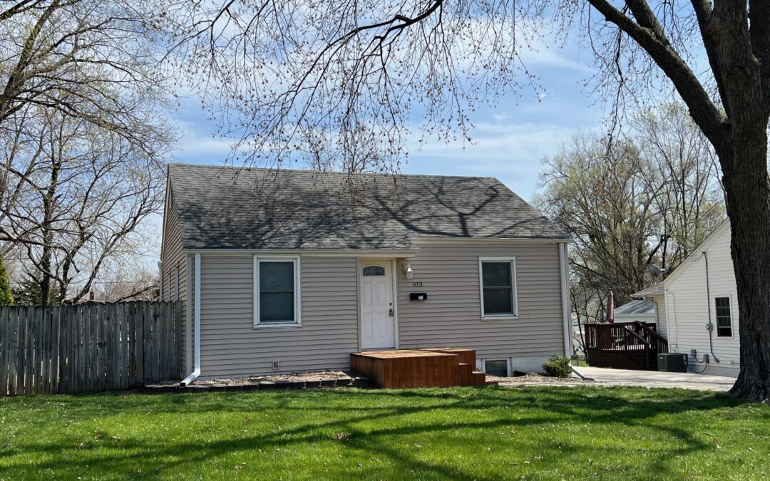 613 10TH ST WDM (Monthly Rent $1,600)
