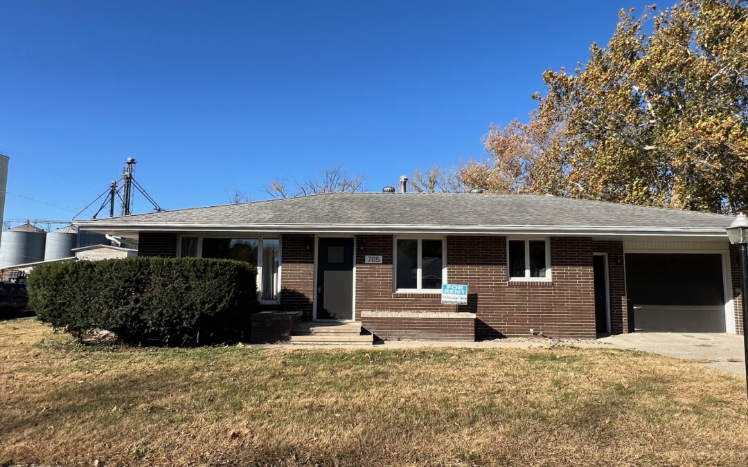 705 GRANT ST REDFIELD (Monthly Rent $1,300)