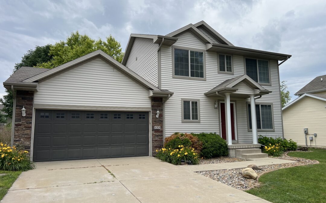 480 SE WACO PL WAUKEE (Monthly Rent $2,195)