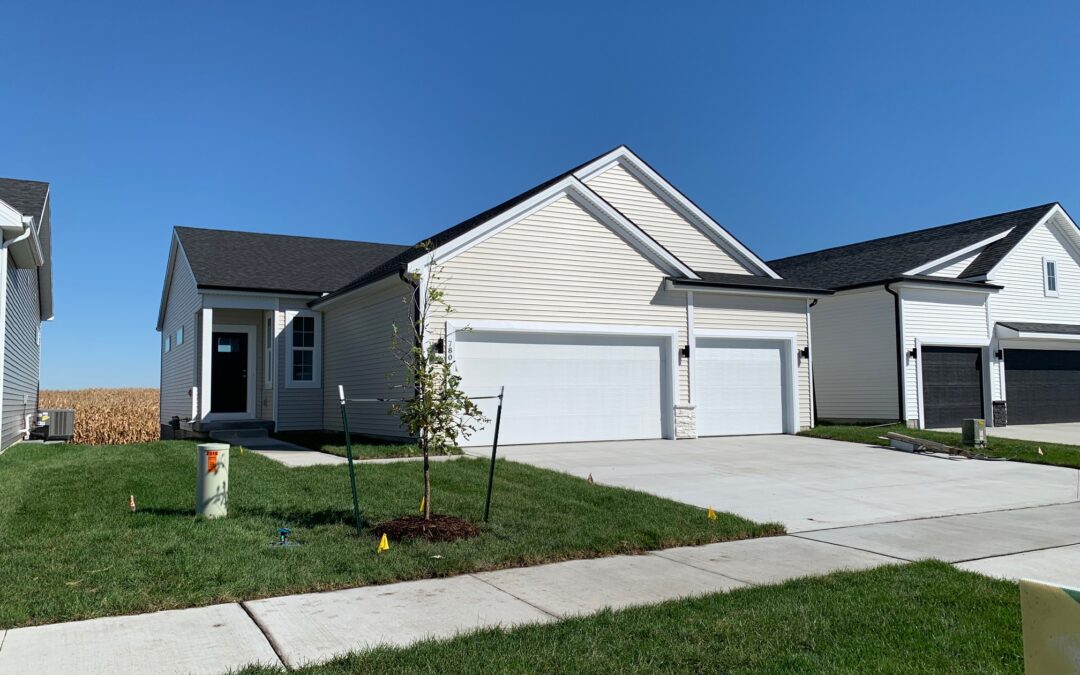 780 MCINTOSH CT NE (Monthly Rent $1,950)