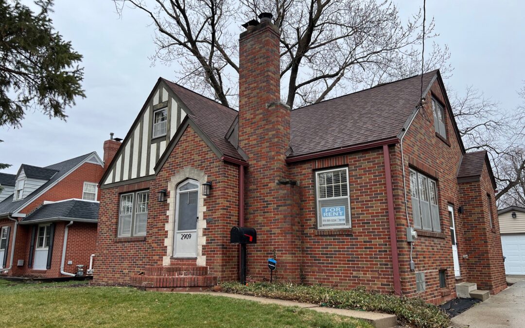 2909 46TH ST DSM (Monthly rent $2,385)