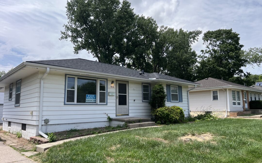 924 19TH ST WDM (Monthly Rent $1,900)
